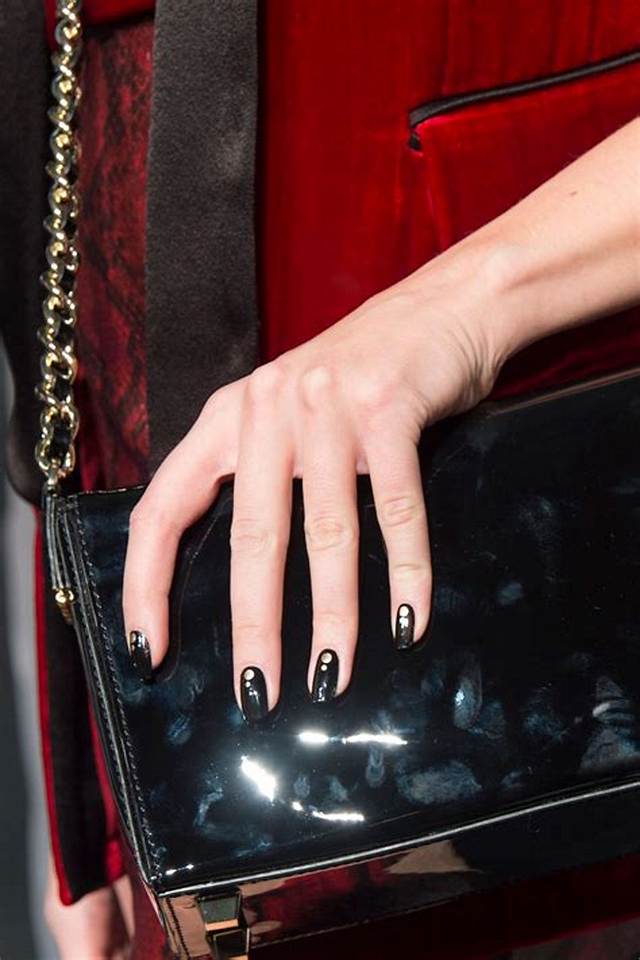 20 Ideas De Manicuras Para Invitada Bonitas Y Elegantes