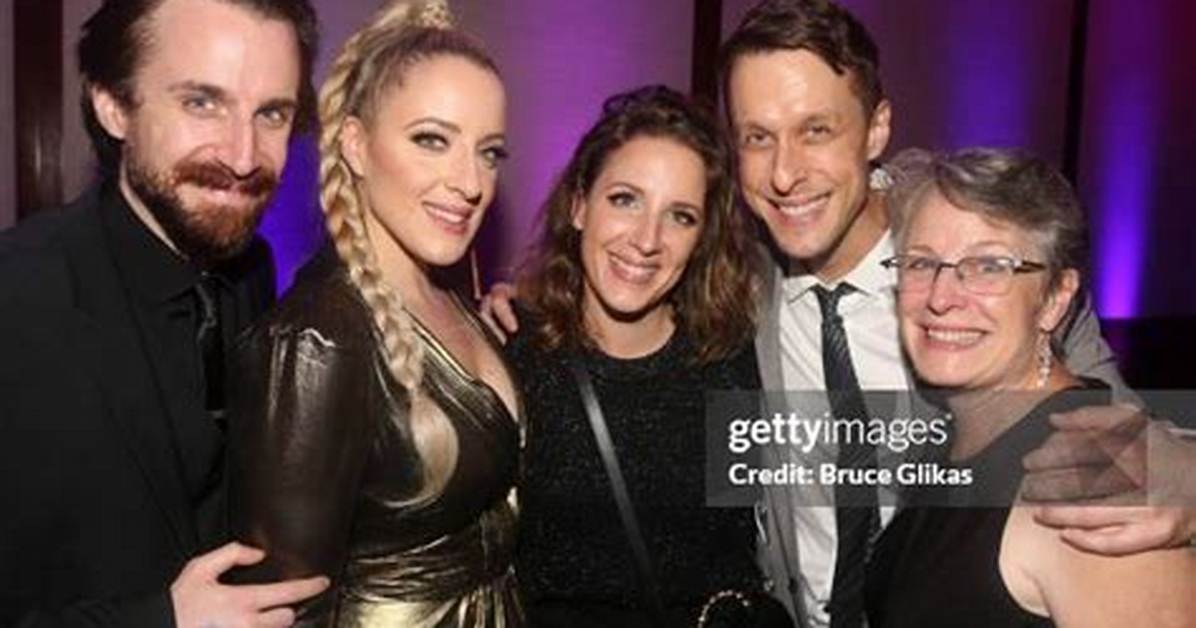 Abby Mueller on She and Her Sister Both Playing Carole King in Broadway’s ‘Beautiful’ — ‘She Was So Supportive’ (Exclusive)