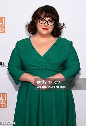 Allison Guinn Is the Newest Addition to “The Marvelous Mrs. Maisel” This Season, Here Is Where You Have Seen Her Before
