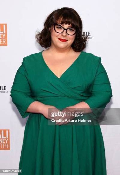 Allison Guinn Is the Newest Addition to “The Marvelous Mrs. Maisel” This Season, Here Is Where You Have Seen Her Before