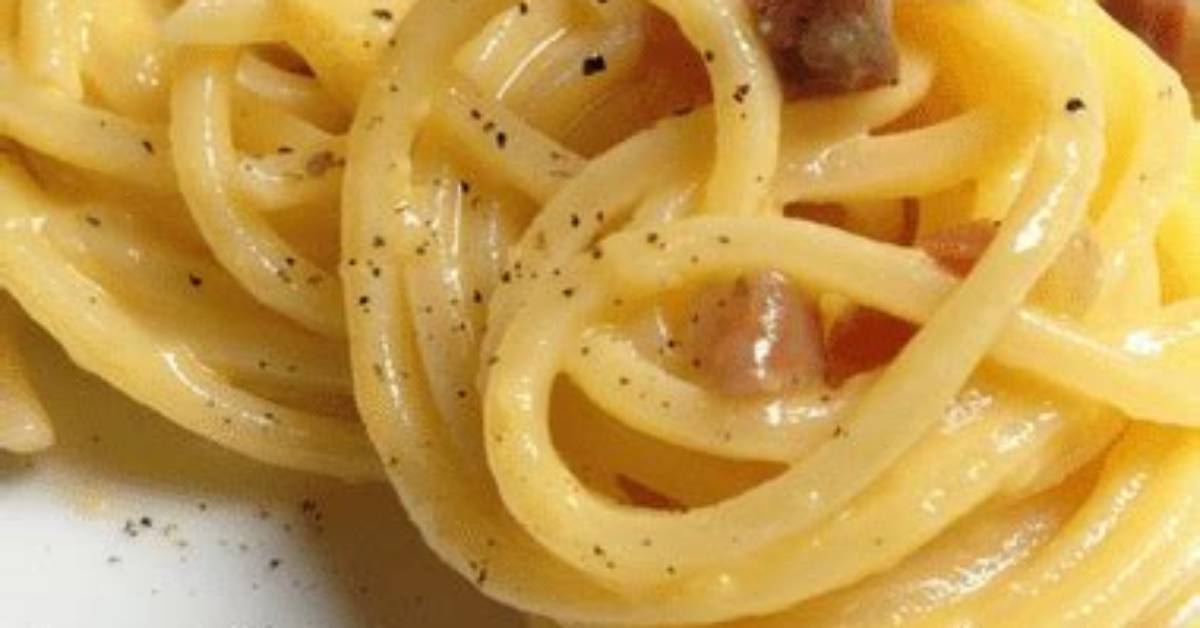 Alton Brown's Breakfast Carbonara Only Takes 20 Minutes to Prepare