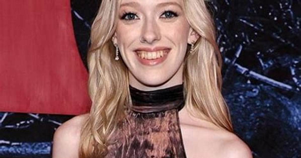 Amybeth Mcnulty Biography, Age, Family, Boyfriend, Blonde, Teeth and Awards.