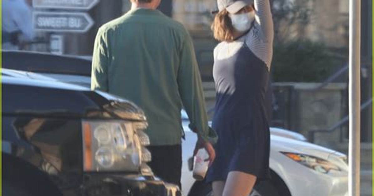 Andrew Garfield Spotted Doing an Armpit Check for Girlfriend Alyssa Miller in New Photos | Alyssa Miller, Andrew Garfield | Just Jared: Celebrity News and Gossip