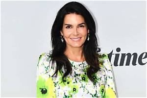 Angie Harmon Net Worth