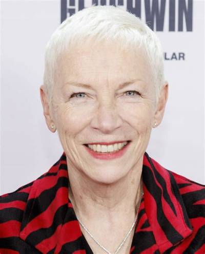 Annie Lennox Bio, Wiki, Songs, Husband, Why, Age, and Net Worth