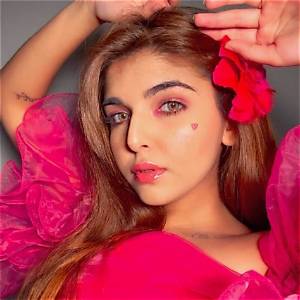 Ashi Khanna Height, Weight, Net Worth, Age, Birthday, Wikipedia, Who, Nationality, Biography