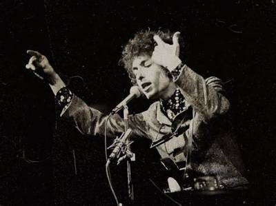 Bob Dylan Wrote a Song for Alicia Keys, Despite Never Meeting Her