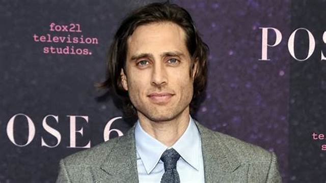 Brad Falchuk Bio, Wiki, Age, Height, Wife, Wedding, Kids, Glee, Horror Story and Net Worth