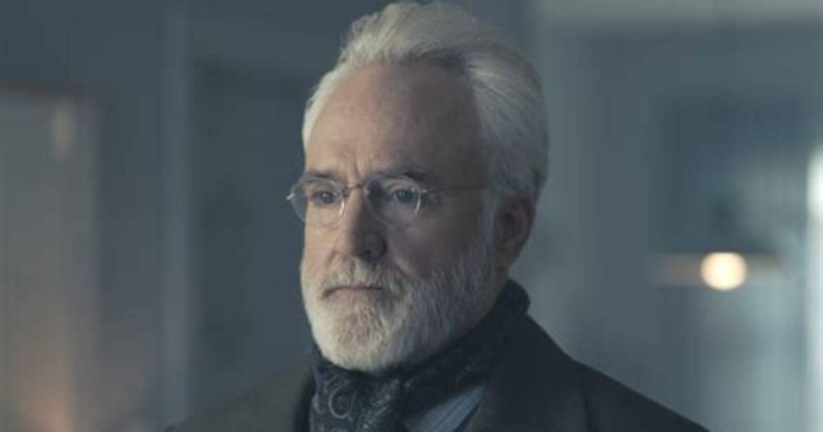 Bradley Whitford Says Commander Lawrence Is 'Putting Himself out on a Limb' in Season 5