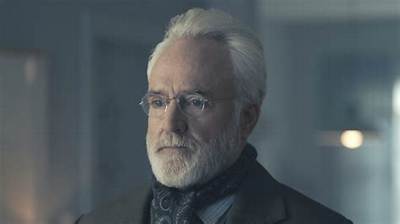 Bradley Whitford Says Commander Lawrence Is 'Putting Himself out on a Limb' in Season 5