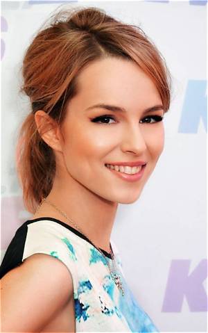 Bridgit Mendler Wiki, Bio, Boyfriend, Married, Net Worth, Family, Age