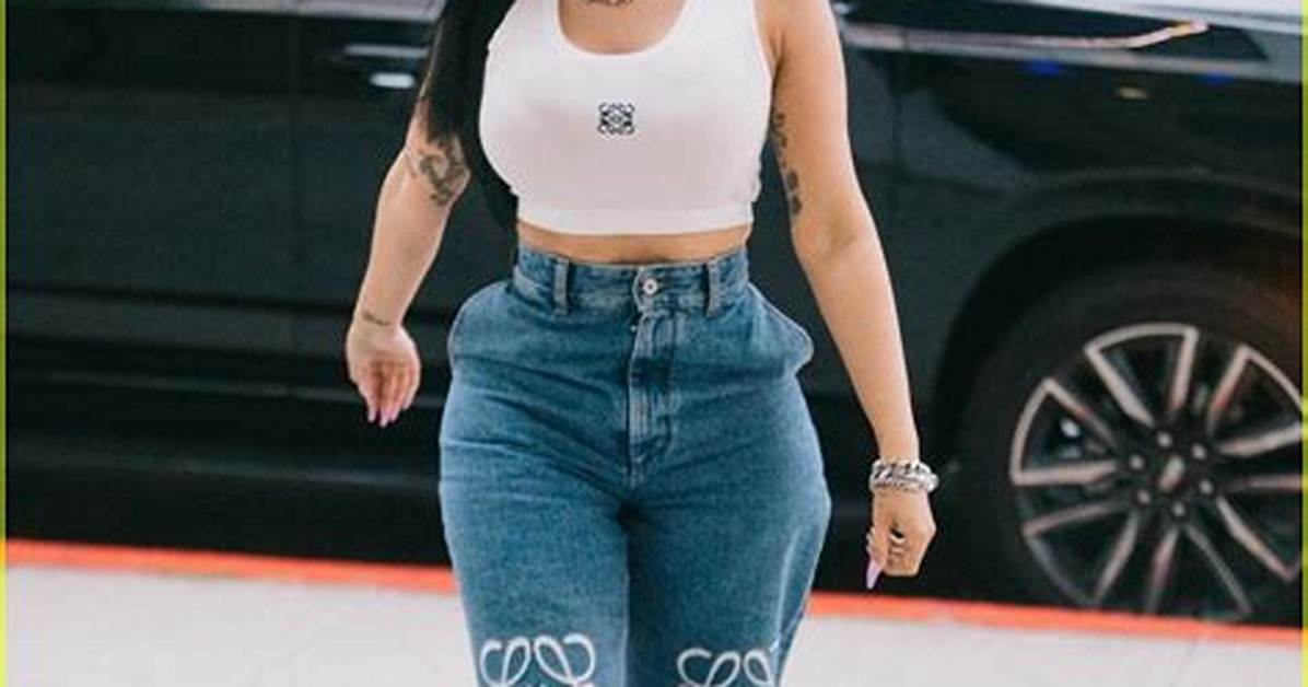 Cardi B Proves She’s an Ultimate Style Chameleon, Showcases Her Cool Street Style Days After Highlighting Her Curves in a Figure-Hugging Bodysuit | Cardi B | Just Jared: Celebrity News and Gossip