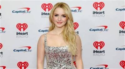 Carrie Madej Bio, Wiki, Age, Height, Husband, Family, Vaccine and Net Worth