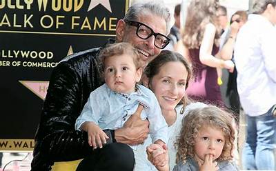 Charlie Goldblum Celebrity News and Gossip | Entertainment, Photos and Videos | Just Jared: Celebrity News and Gossip