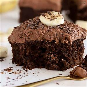 Chocolate Banana Cake - Celebrating Sweets