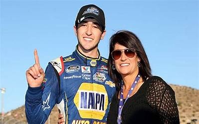 Cindy Elliott Nationality, Age: Where Was Chase Elliott Mother Born? Facts to Know