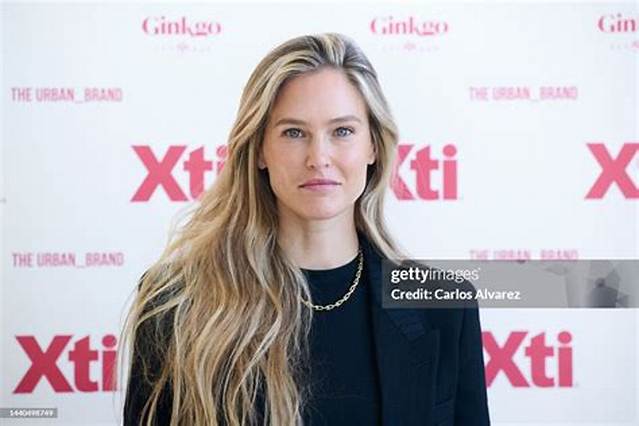 Commercial Starring Bar Refaeli Is Banned in Israel