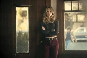 Daisy Jones & the Six’s Suki Waterhouse and Camila Morrone Play Knowing Me, Knowing You