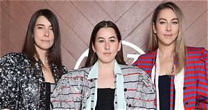 Danielle Haim Celebrity News and Gossip | Entertainment, Photos and Videos | Just Jared: Celebrity News and Gossip
