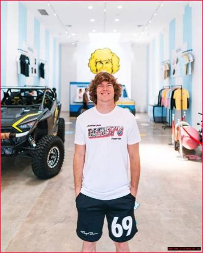 Danny Zappin Bio, Wiki, Age, Height, Parents, Wife, Zealot Networks, and Net Worth