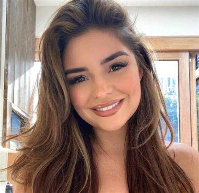 Demi Rose Bio: Age, Net Worth, Height, Boyfriend, Instagram