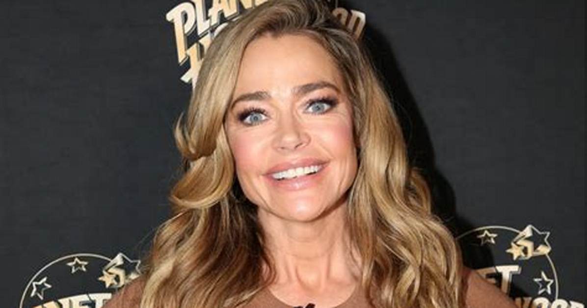 Denise Richards Net Worth - Kahawatungu