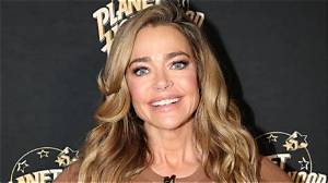 Denise Richards Net Worth - Kahawatungu