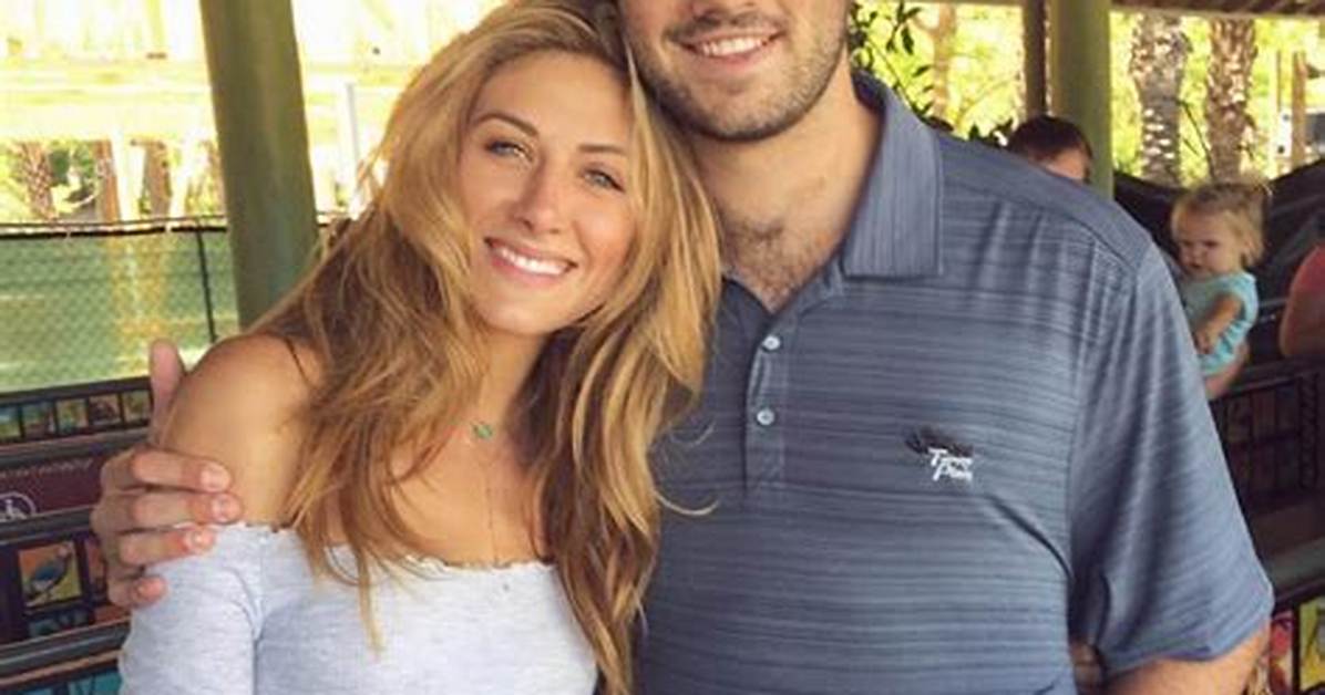 Does Perry Mattfeld Have Kids with Husband Mark Sanchez? Relationship Timeline