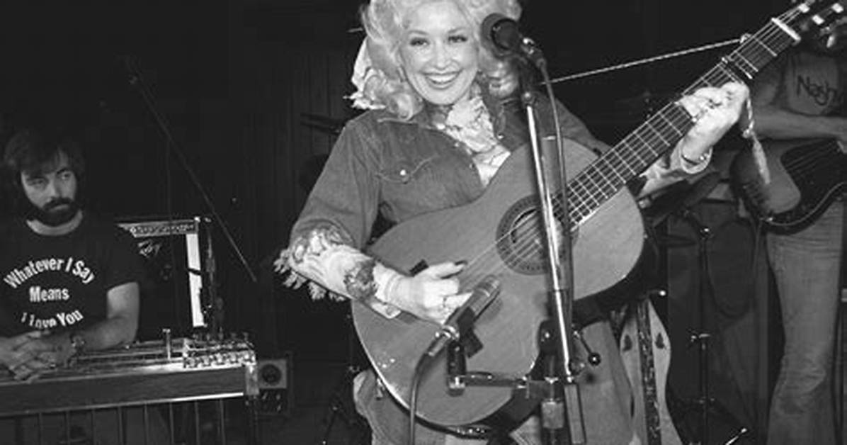 Dolly Parton Thinks of This Embarrassing Story Whenever She Needs to Feel Humbled
