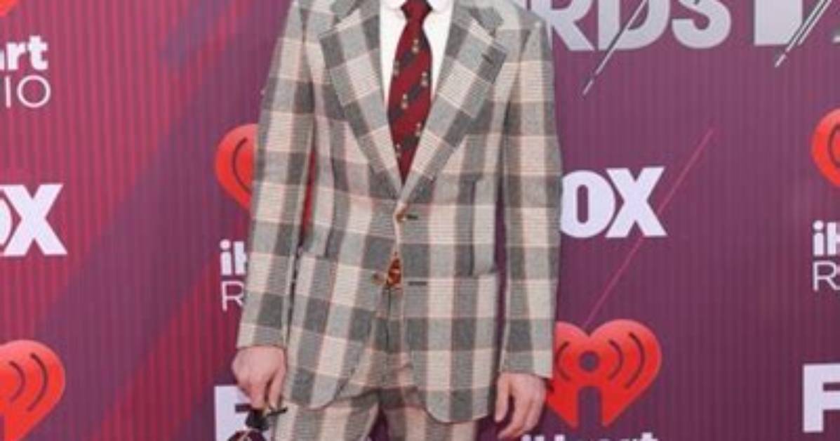 Drake Bell Height, Weight, Body Measurements, Shoe Size