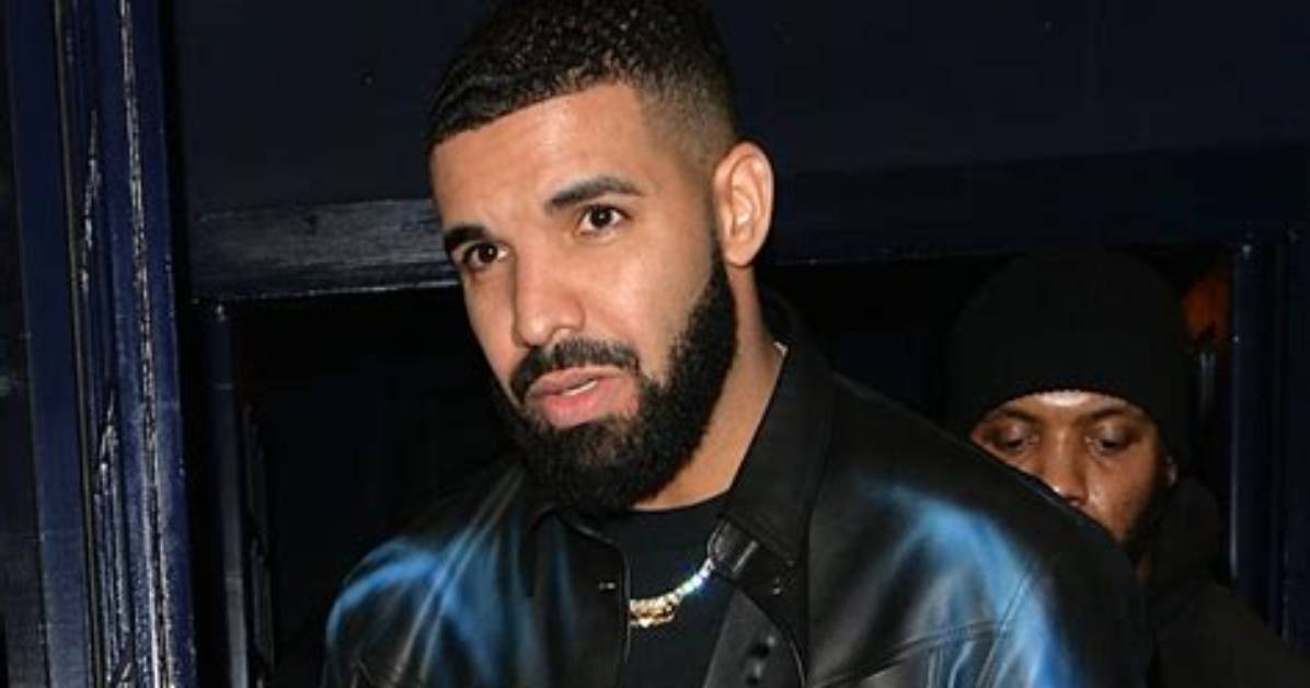 Drake Blasts 'Slow as F-Ck' Security After Fan Rushes Stage
