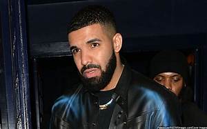 Drake Blasts 'Slow as F-Ck' Security After Fan Rushes Stage