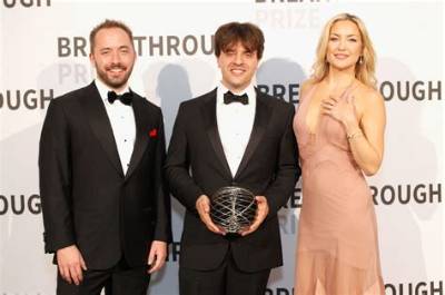 Drew Houston Bio, Wife, Age, Net Worth, Dropbox, Steve Jobs and Twitter