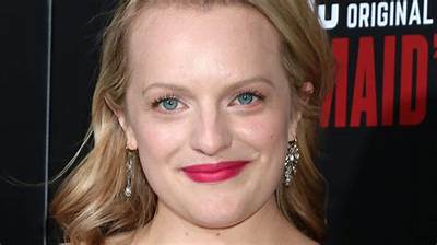 Elisabeth Moss Net Worth