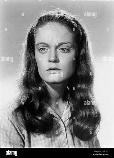 Elizabeth Hartman
