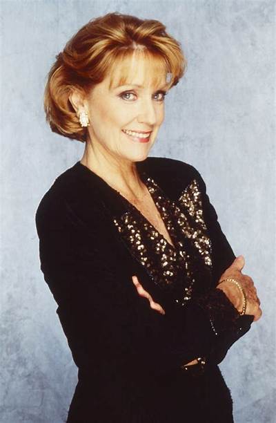 Elizabeth Hubbard Net Worth