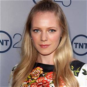 Emma Bell Bio, Birthday, Husband, Movies, Walking Dead and Lucifer
