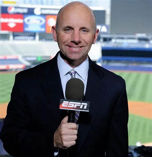 Espn Sportscaster Sean Mcdonough Bio: Age, Family & Net Worth
