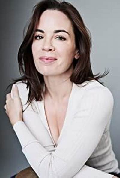 Eve Macklin Wikipedia, Age, Bioography, Height, Boyfriend, Instagram