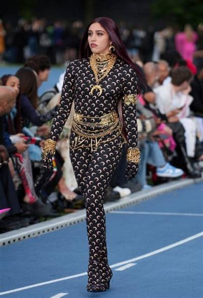 “Fashion Pr”: Lourdes Leon Marc Jacobs Runway Drama Leaves Internet Divided