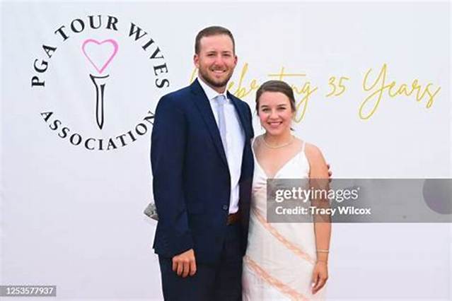 Golfer Lee Hodges Is a Married Man, Meet His Beautiful Wife Savannah Hodges on Instagram