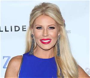Gretchen Rossi Bio, Wiki, Age, Birthday, Height, Husband, Married, Net Worth, Real Housewives of Orange County and Movies