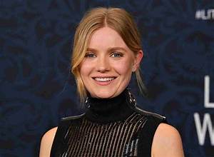 Hadley Robinson Biography: Height, Age, Boyfriend, Net Worth, Movies, Instagram, Parents, Wiki