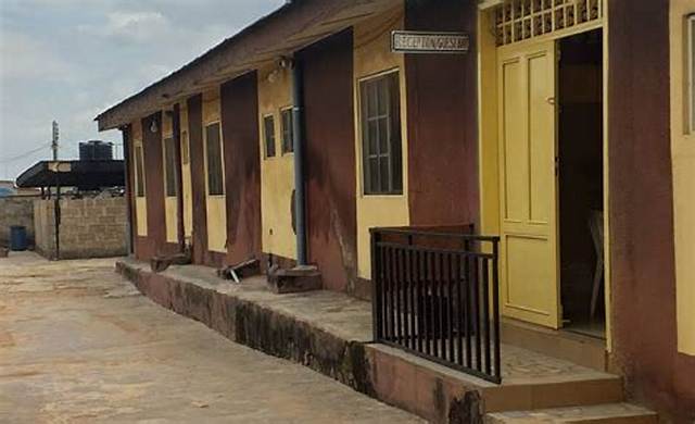 Hakod Hotel, Iju Ishaga
