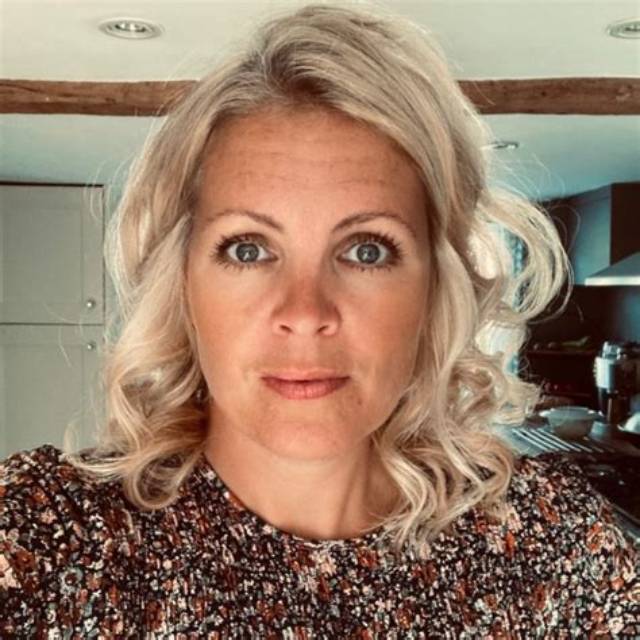 Hanna Hilton Net Worth