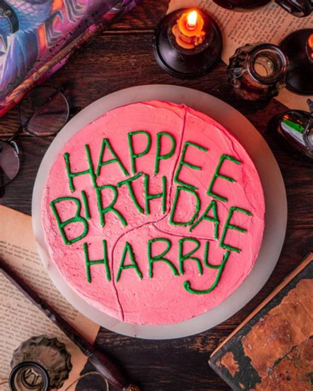 Happy Birthday Harry! 12 Hot Outfits You Can't Not Fancy Prince Harry Wearing