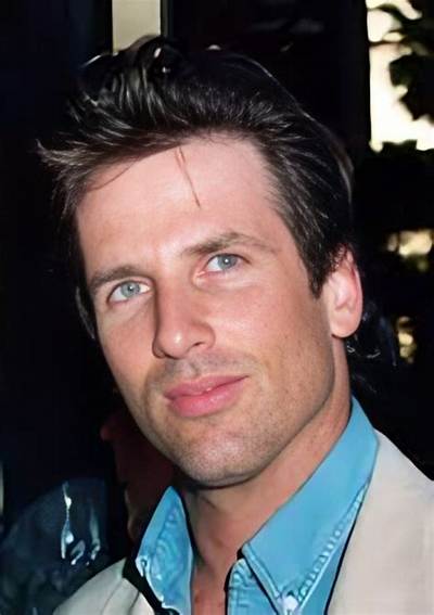 Hart Bochner