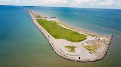 How Was the Texas City Dike Made?