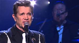 Is Chris Isaak Married? His Bio, Age, Wife, Family, Net Worth and Friends