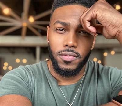 Is Darrel Walls Gay? Boyfriend, Wiki, Biography, Partner and 10 Facts on Dating Life